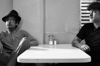 8 neue Alben, die Sie sich jetzt anhören sollten: The Mars Volta, The Beths, Joe Keery von Stranger Things und mehr